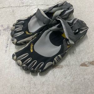 Vibram 5 finger shoes